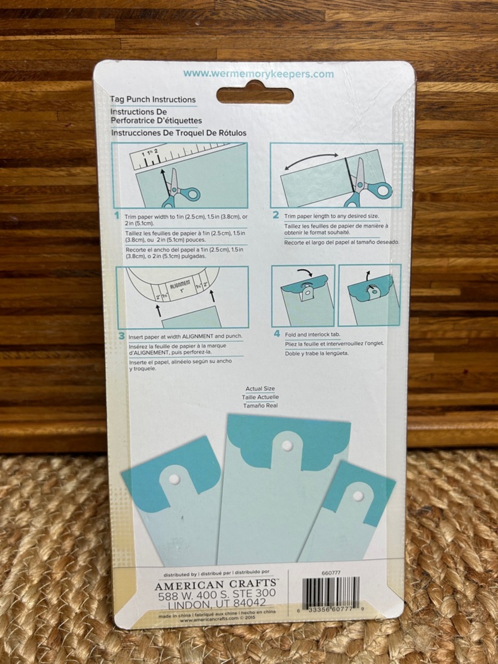 American Crafts We R Memory Keepers DIY Party Tools - Tag Punch - Picture 6 of 6